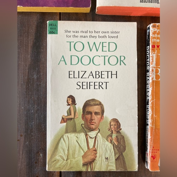 Vintage Lot of Five Books! Medical-Themed - Romance - Rare and Weird Books 1960s - Picture 11 of 15